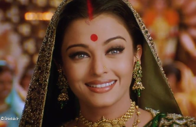 Aishwariya Rai maquillage indien traditionnel Aishwariya Rai maquillage indien traditionnel