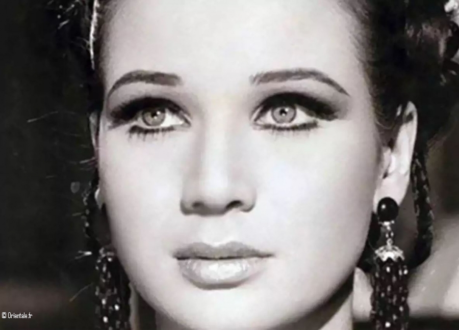 Zubaida Tharwat, une belle actrice égyptienne Zubaida Tharwat, une belle actrice égyptienne